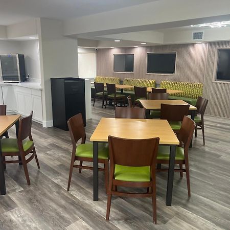 Quality Inn & Suites Orlando East - Ucf Area Alafaya Kültér fotó