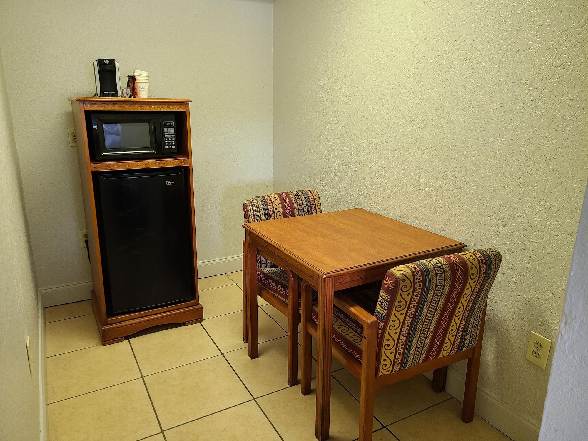 Quality Inn & Suites Orlando East - Ucf Area Alafaya Kültér fotó