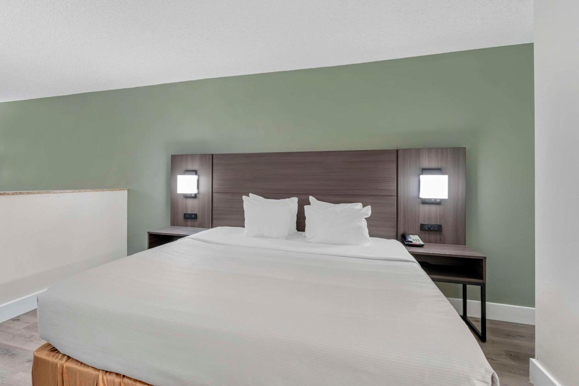 Quality Inn & Suites Orlando East - Ucf Area Alafaya Kültér fotó