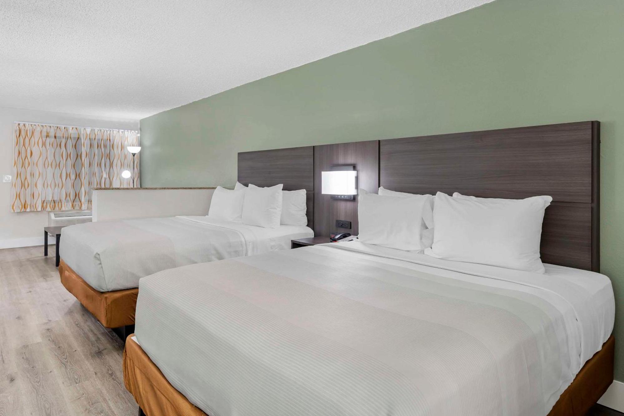 Quality Inn & Suites Orlando East - Ucf Area Alafaya Kültér fotó