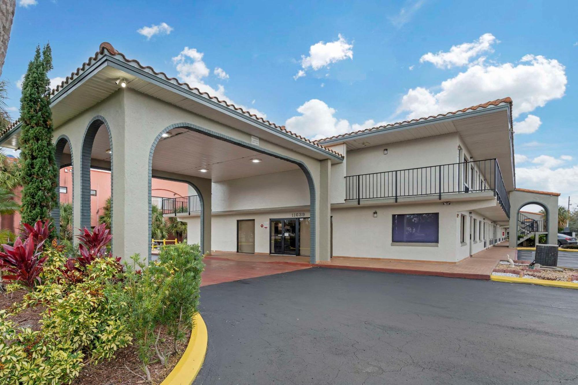 Quality Inn & Suites Orlando East - Ucf Area Alafaya Kültér fotó
