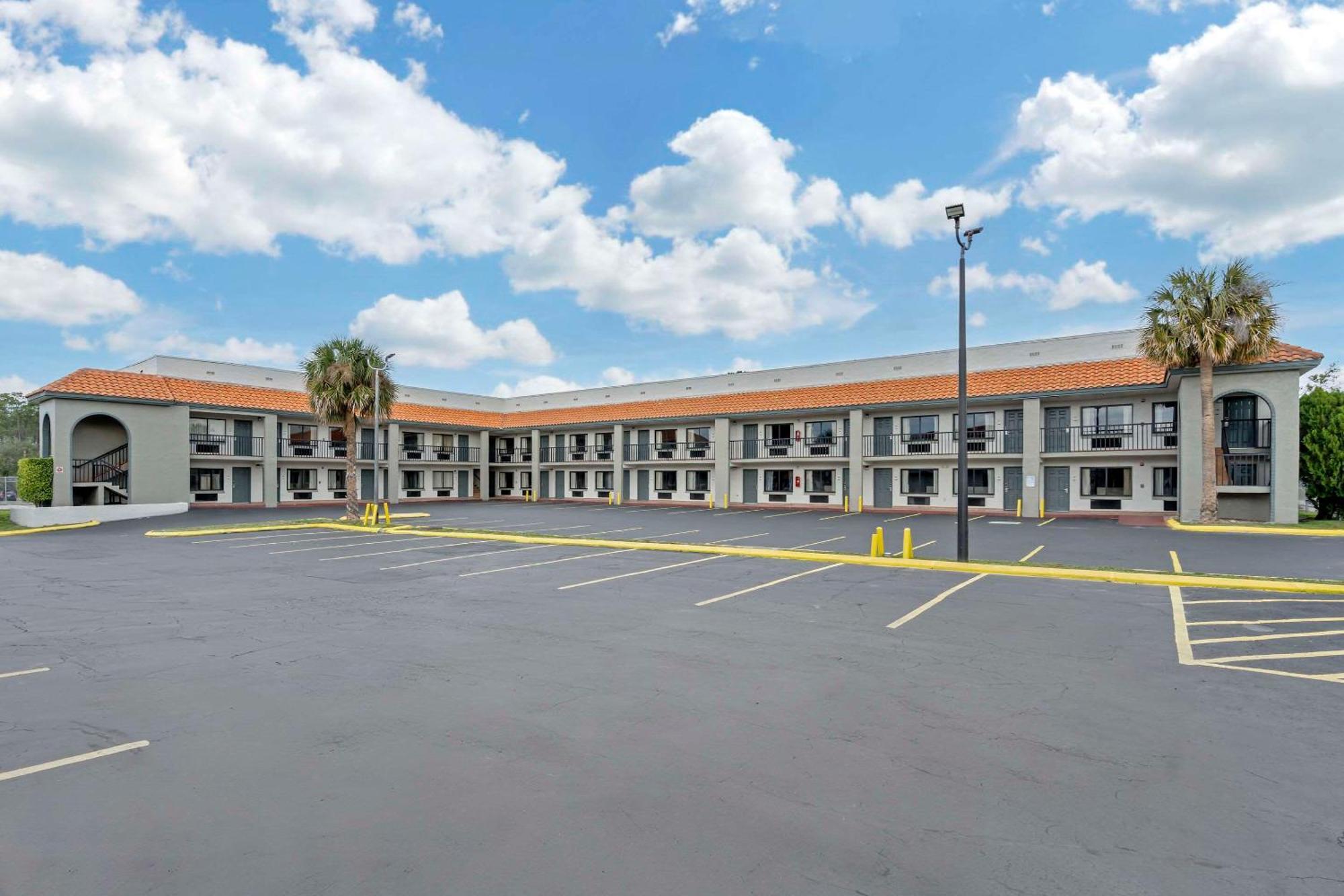 Quality Inn & Suites Orlando East - Ucf Area Alafaya Kültér fotó