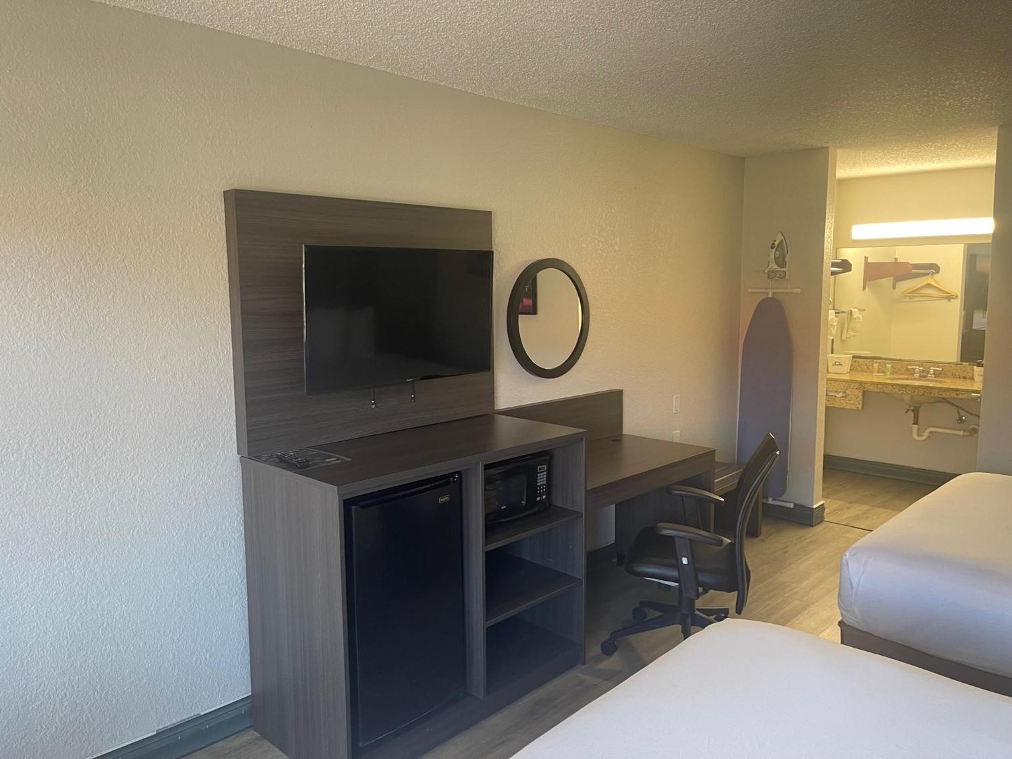 Quality Inn & Suites Orlando East - Ucf Area Alafaya Kültér fotó